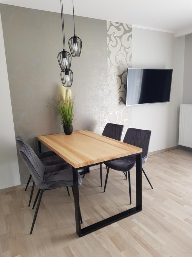 Park Apartment *